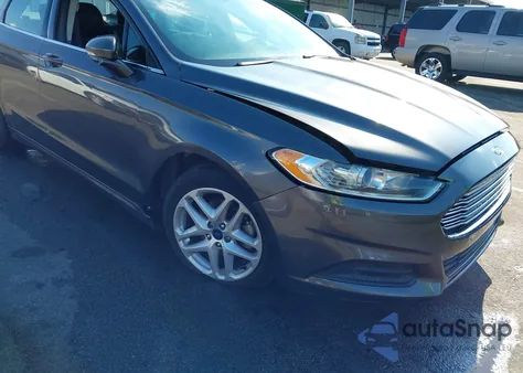 2016 Ford Fusion Se z USA, uszkodzony, nr VIN 3FA6P0H77GR375911